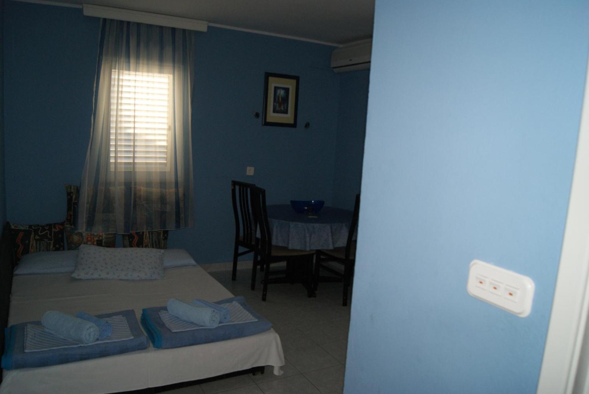 Apartments Marta - Zadar - Near The Sea Room photo